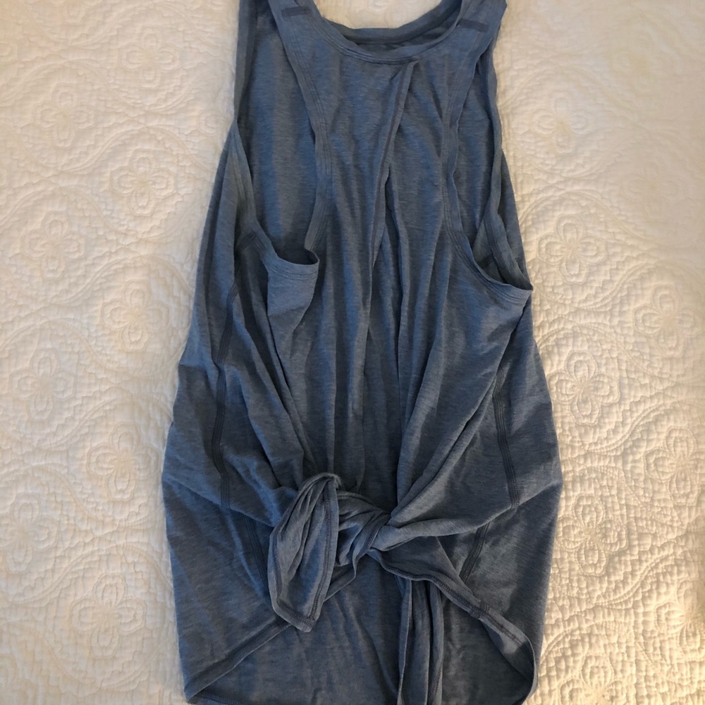 Lululemon tie back tank